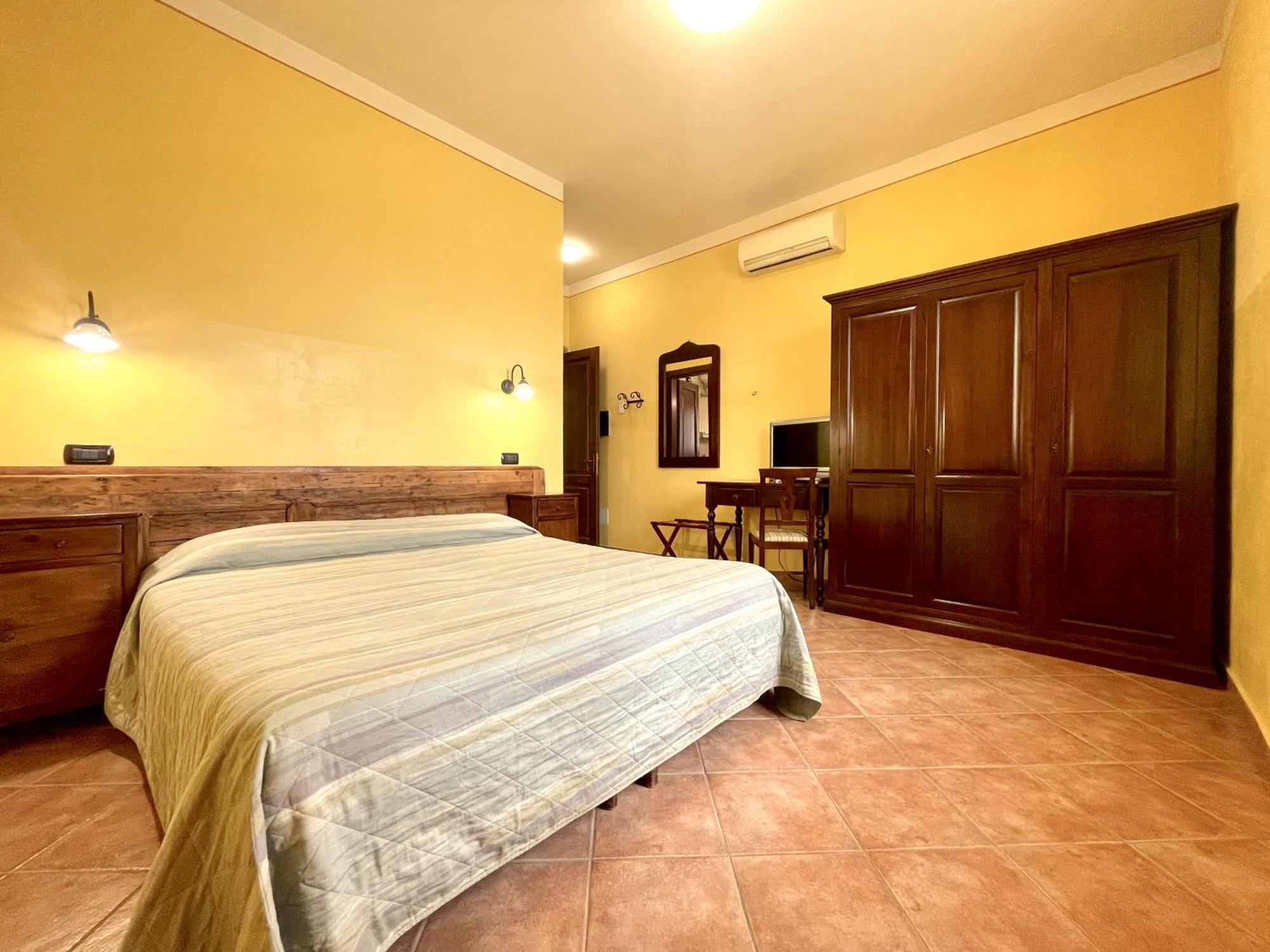 Locanda Settecamini Campello sul Clitunno Luaran gambar